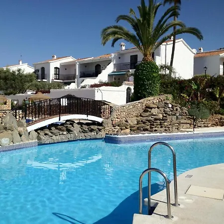 Shr066 In With Pool Nerja