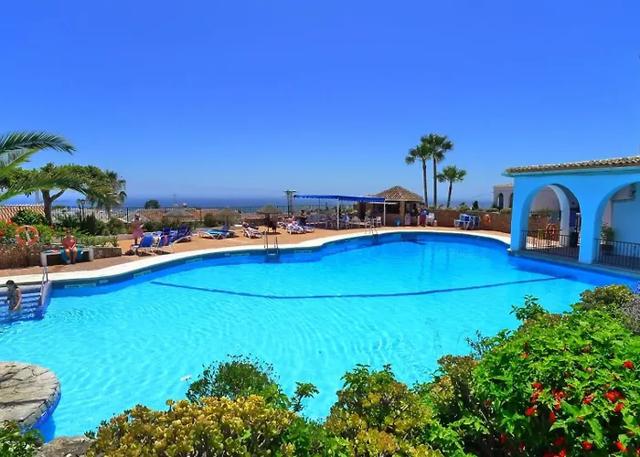 Apartment Shr066 In With Pool