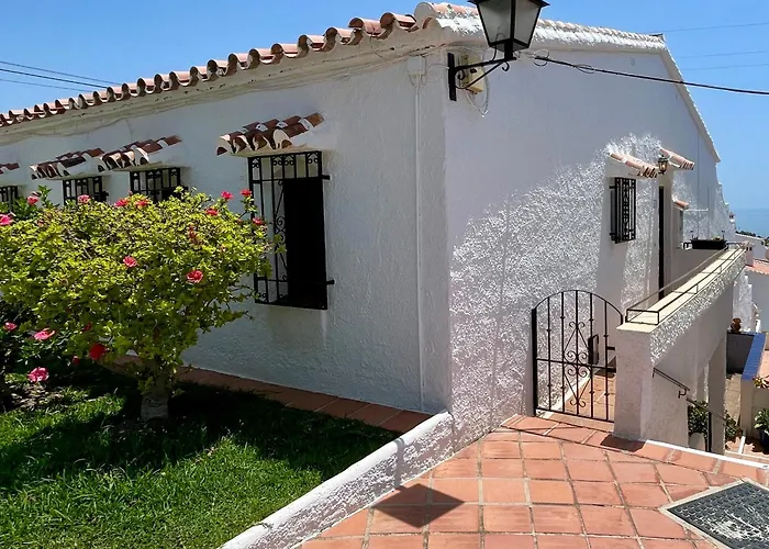 Shr066 In With Pool Apartment